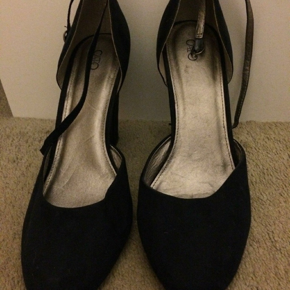 Wedge heels
